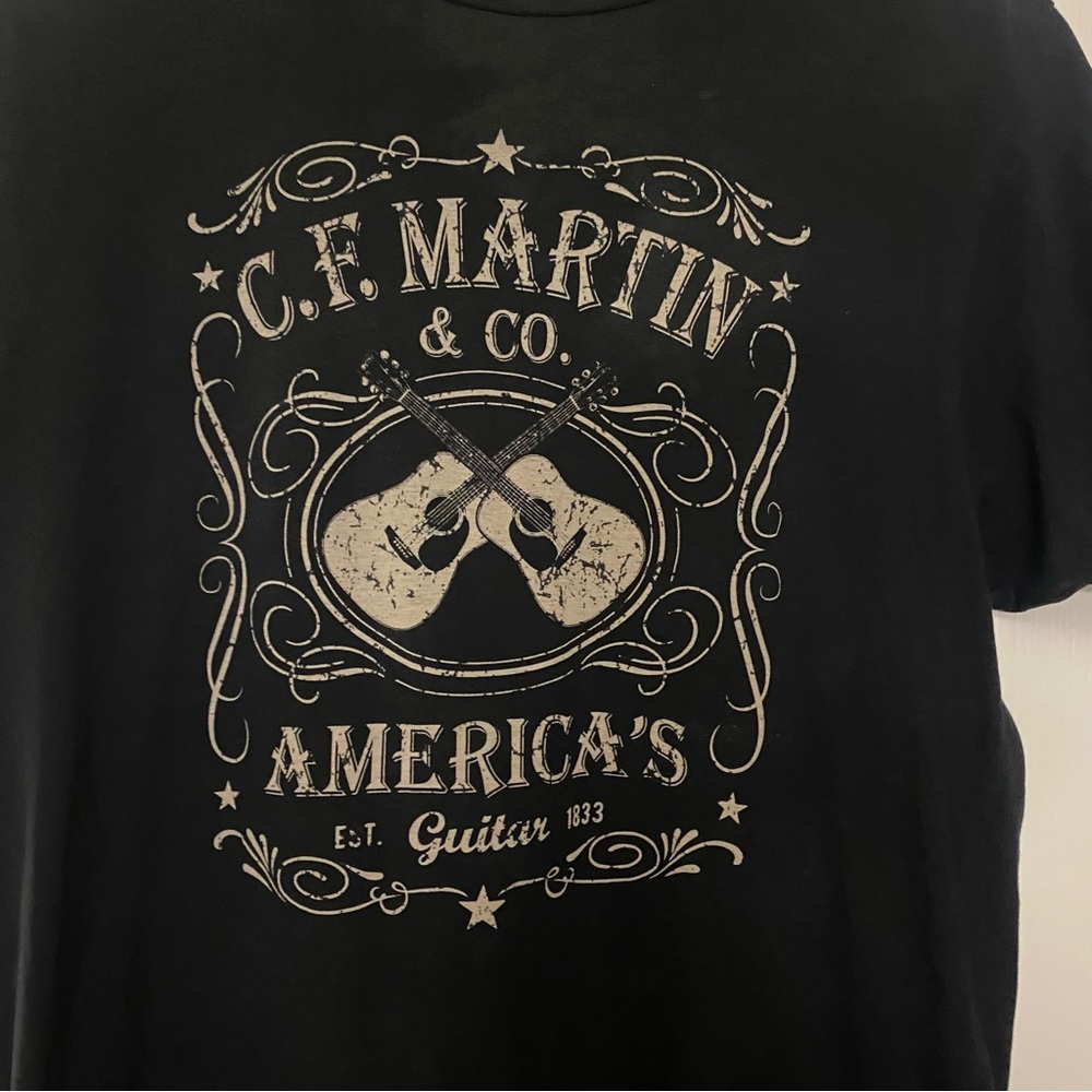 Womens Black Graphic Tee T Shirt L Large 40” CF Martin & Co America’s Guitar - Picture 2 of 4